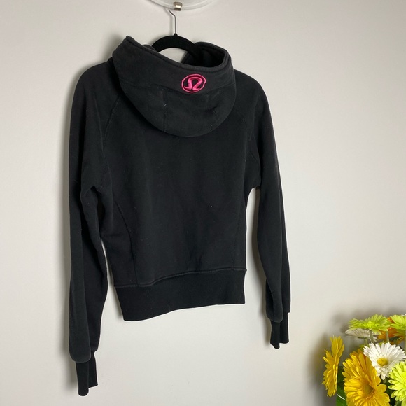 Lululemon Jacket (size 6) - Picture 2 of 8